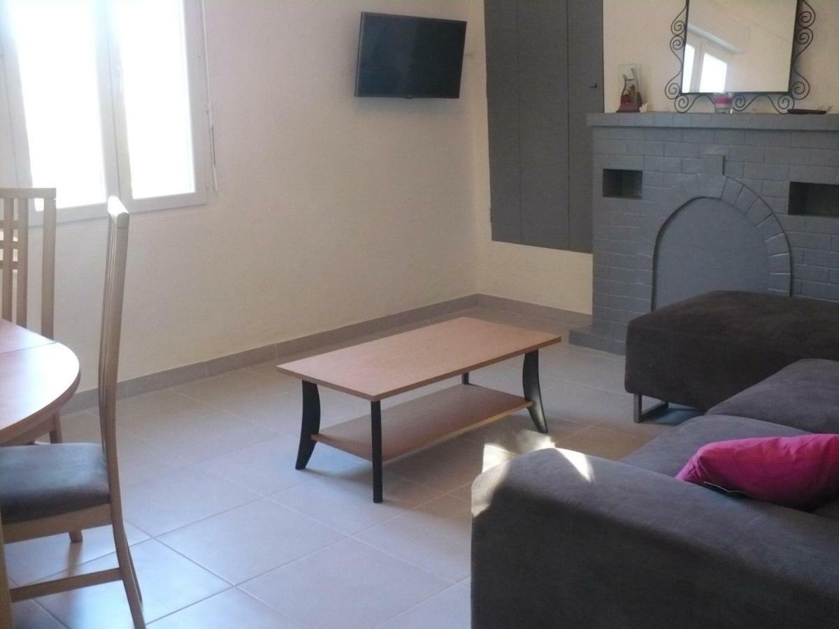 Gite De La Garene Grillon Exterior foto
